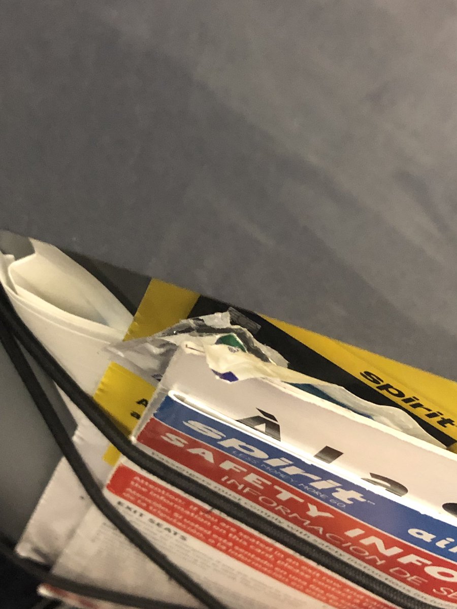 KellyMSwartz's tweet photo. @SpiritAirlines after scamming and over-charging me, your plane is dirty.  Why is there trash in the seat pocket? https://t.co/4vaWCkot2p