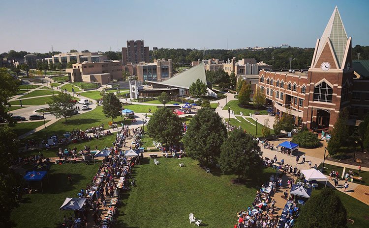 XavierU's tweet photo. Joining a national movement, Xavier will no longer require students to submit an SAT or ACT score in order to be considered for enrollment.

MORE: https://t.co/kpPepJ4Wrj https://t.co/K1SmyEBVui