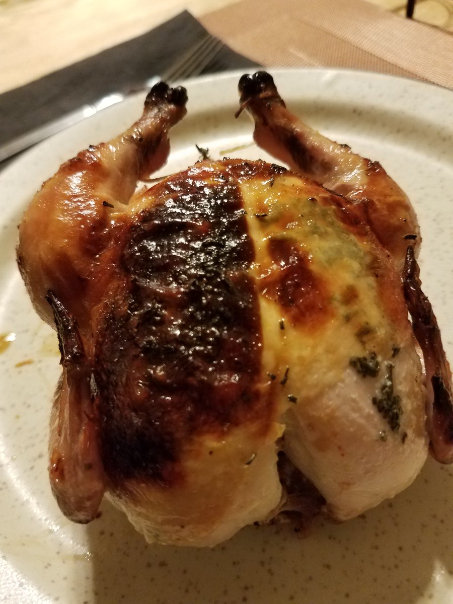 ShuffleQuest's tweet photo. In addition to these perfect phowl, Tom served up roasted Brussels sprouts and a kale & qinoa salad. Pham, it was truly lit af.
#Pheast https://t.co/vwBxNMQmz3