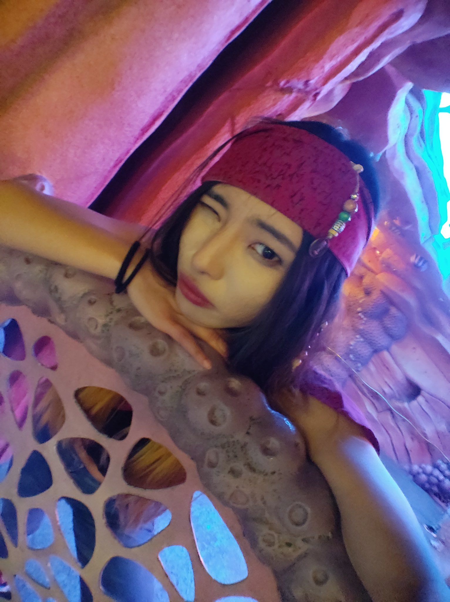 Meowko on Twitter: "I was at Disney Land with my friends and I was gonna stream after that but