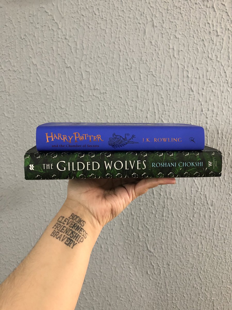 AllMalocks's tweet photo. I’ve got an E on my DADA NEWTs exam and I’m cramming for the Ancient Runes and Charm tests. 2,5 books to become a Curse Breaker. @MagicalReadthn https://t.co/6RRVejQvnn