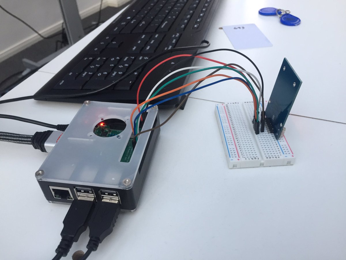Coding_Berlin's tweet photo. Mr @samabbassi takes our first talk slot this evening on the @Algorand #blockchain using a pure proof of stake consensus. He demonstrates how he writes #iot transactions using a plain #raspberry pi. https://t.co/ZlwgPv5mPH