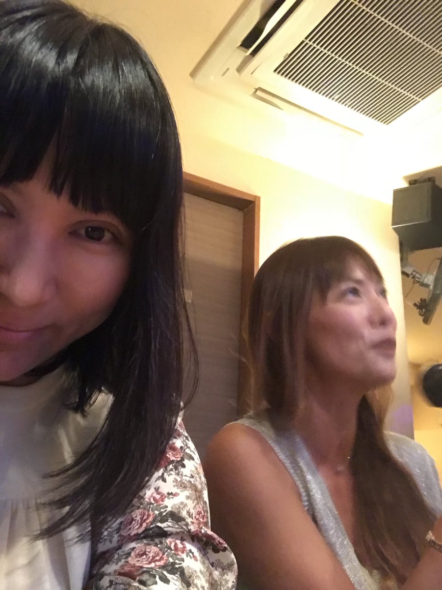 Marika בטוויטר モデル時代の友達と25 年ぶりに会えました しばらく会わないうちに国民的美魔女コンテストで三冠とって優勝していましたわ 同じ歳 六本木のちょっといいとこでお食事した後に近所のスナックを開拓 懐かしい曲を2人でたくさん歌って楽しかった 近々 Marika בטוויטר モデル時代の友達と25 年ぶりに会えました しばらく会わないうちに国民的美魔女コンテストで三冠とって優勝していましたわ 同じ歳 六本木のちょっといいとこでお食事した後に近所のスナックを開拓 懐かしい曲を2人でたくさん歌って楽しかった 近々