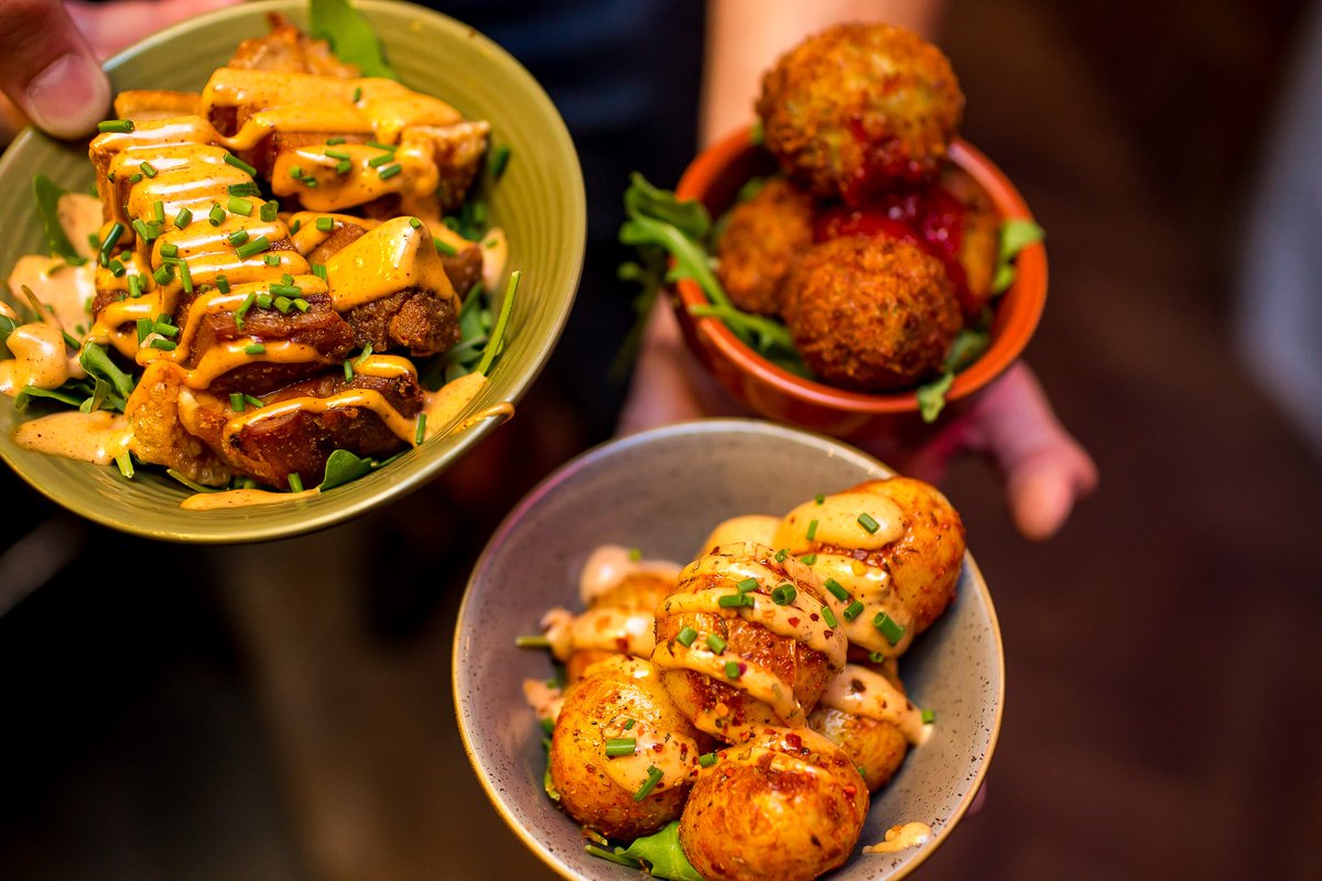 Grazing dishes in the <a href="/SuburbsEaterie/">Suburbs Eaterie</a> today! 3 for £15, 5 for £25. Dinner: sorted.