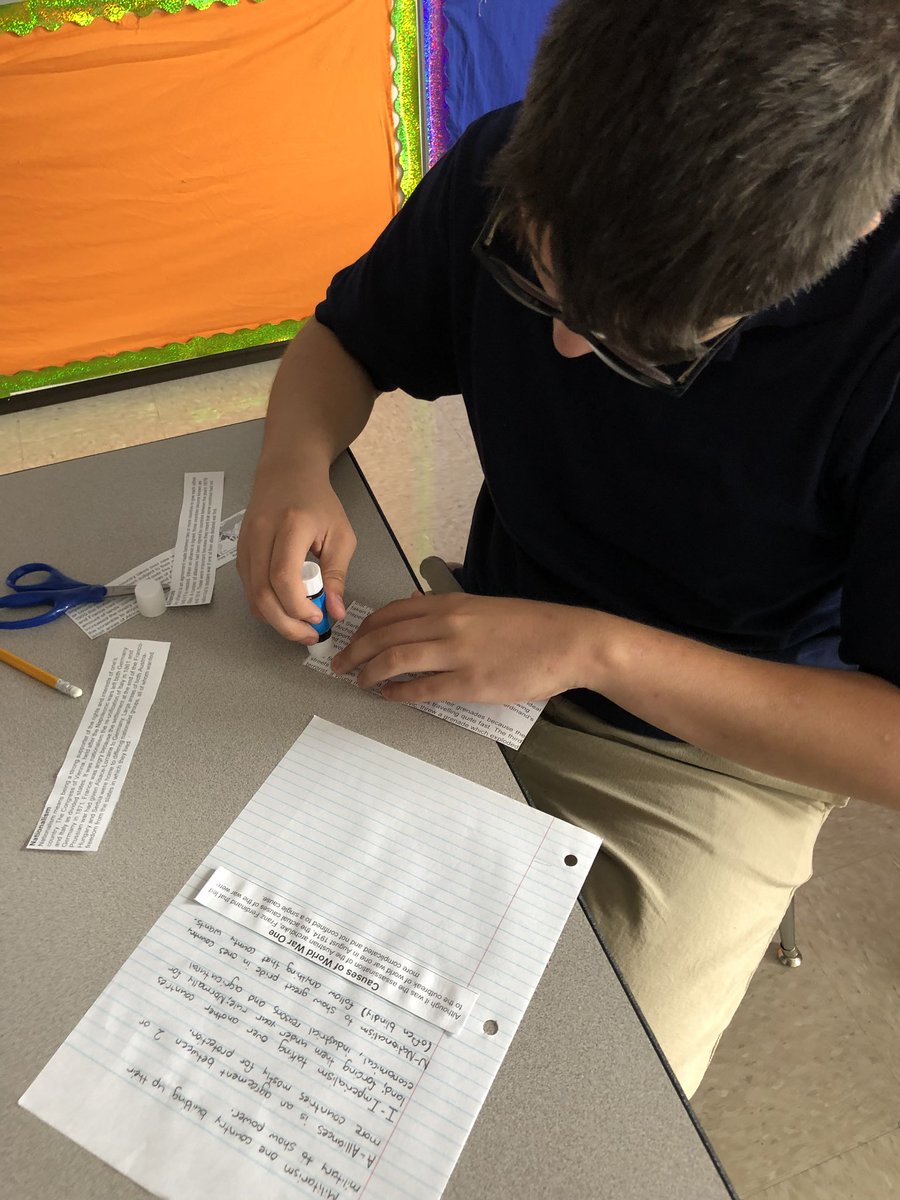 MikeSaracini's tweet photo. I feel so lost without our iPads. Do you really use scissors to cut paper? Glue to make parts remain in notebook? #bsd100 #bsdinspires https://t.co/GIrA3tHK6O