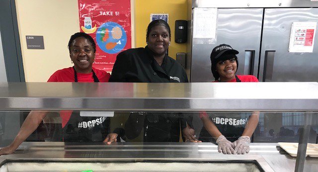 DCPSEats's tweet image. What an amazing start to the new school year! A big thank you to our cafeteria staff for their hard work to ensure that our students are nourished and prepared to learn. #BackToDCPS