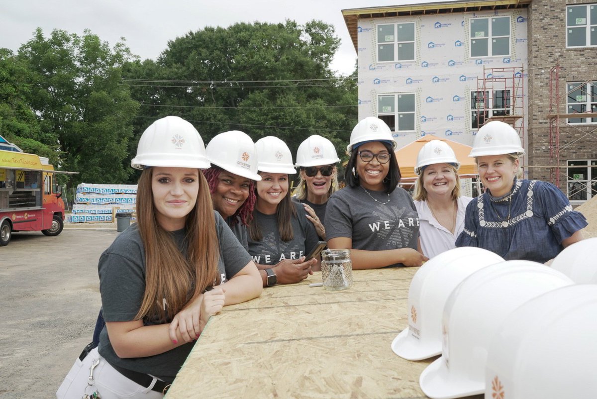 cityofrefugeatl's tweet photo. We held the official topping out of #The1300 yesterday! From a dirt landscape to soon-to-be homes for many in the 30314, The 1300 is our dream come true. Thank you to our incredible community partners for helping us make this goal a reality. #WeAreCOR #WhereGoodWorks https://t.co/BYJNO7pQf0