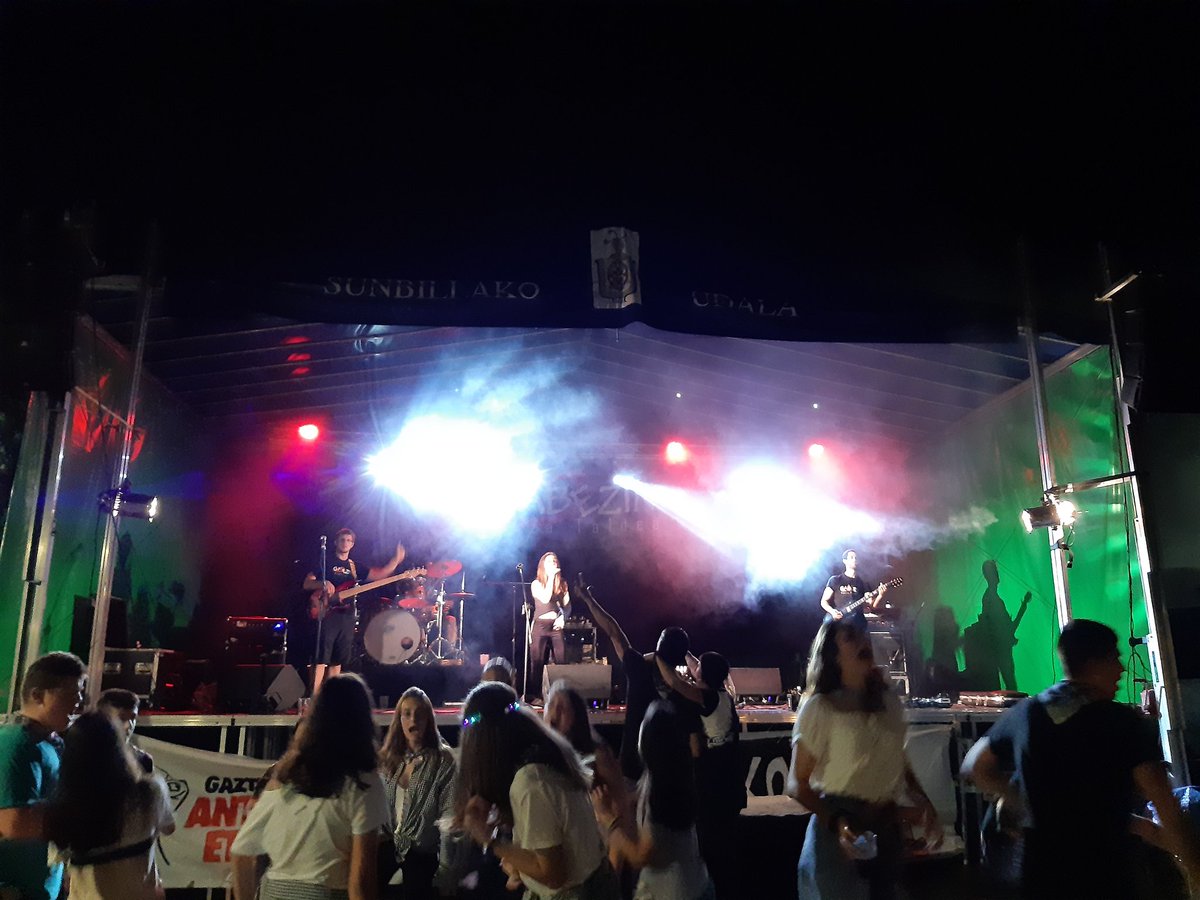 gabezintaldea's tweet photo. Oraindik abuztua ez da bukatu! Aupa aupa!

Abuztuak 28: Artikutza
Abuztuak 30: Garralda
Abuztuak 31: Otsagi

#GabezinTour2019 https://t.co/onQKNzCfa0