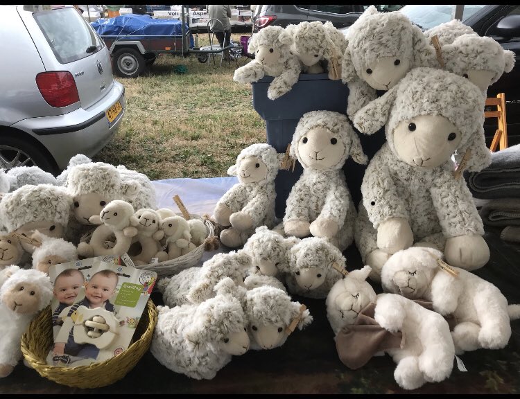 Edese_Schapen's tweet photo. #Heideweek: de #EdeseSchaapskudde is op donderdag 29 augustus van 13:00-18:00 uur aanwezig met een verkoopkraam op de #Heidemarkt bij Vilente De #Klinkenberg in Ede. #schapenknuffels #flesopeners #schapenspullen https://t.co/gZfENxYJ4W