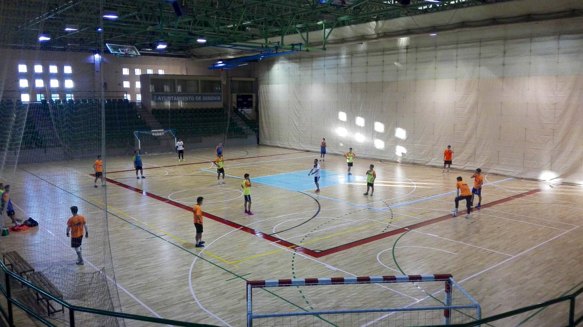 Segosala's tweet photo. REGIONAL JUVENIL | Pretemporada 

Comienzan los entrenamientos nuestros juveniles en el Pedro Delgado. 

¡¡¡Mucho ánimo para nuestros chicos!!! https://t.co/EofSt00idp
