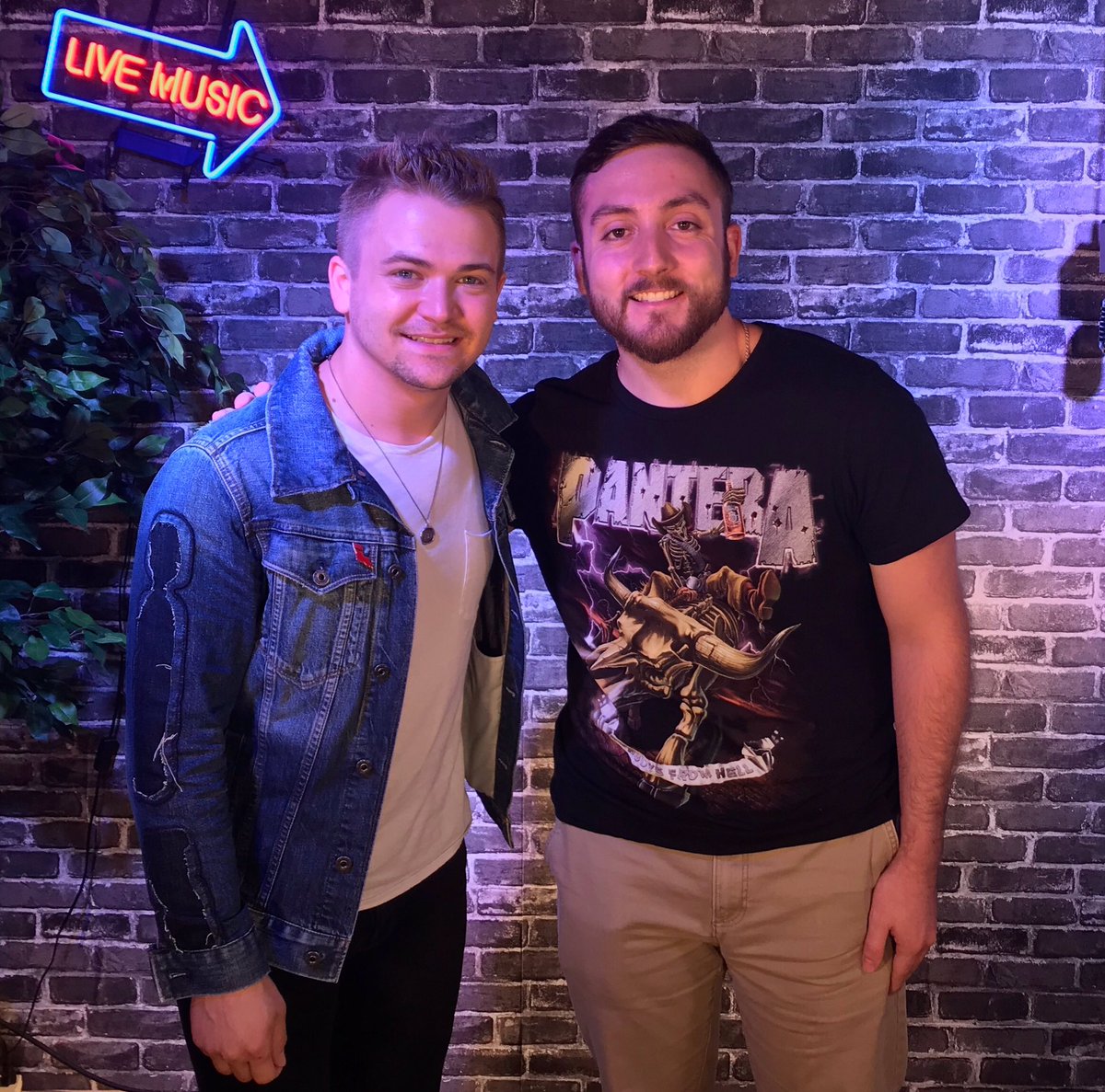 UtahKranepool's tweet photo. Hey @HunterHayes I just got around to finishing #WildBluePart1 and dude... you absolutely killed it.
It’s a strong album throughout that deals with some of the hardest emotions people deal with.
#hunterhayes https://t.co/ASjtHkSXUV