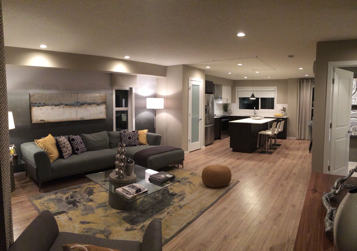 FootprintD's tweet photo. Just as beautiful and bright in the evening as they are during they day. Love all the pot lights that provide even lighting throughout the whole home. 
*
*
Come see for yourself, show home open  3-8 Monday-Thursday and 12-5 on weekends.
#yegopenhouse #yegrealestate #yegcondos https://t.co/cP0tUNwtUr