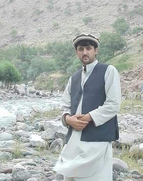 Bakhtarian's tweet photo. Victims of Taliban terrorists were brutally killed in cold blood after being captured along the Mazar-Kabul highway near Pul e Khumri. https://t.co/iR6jHN3wuG