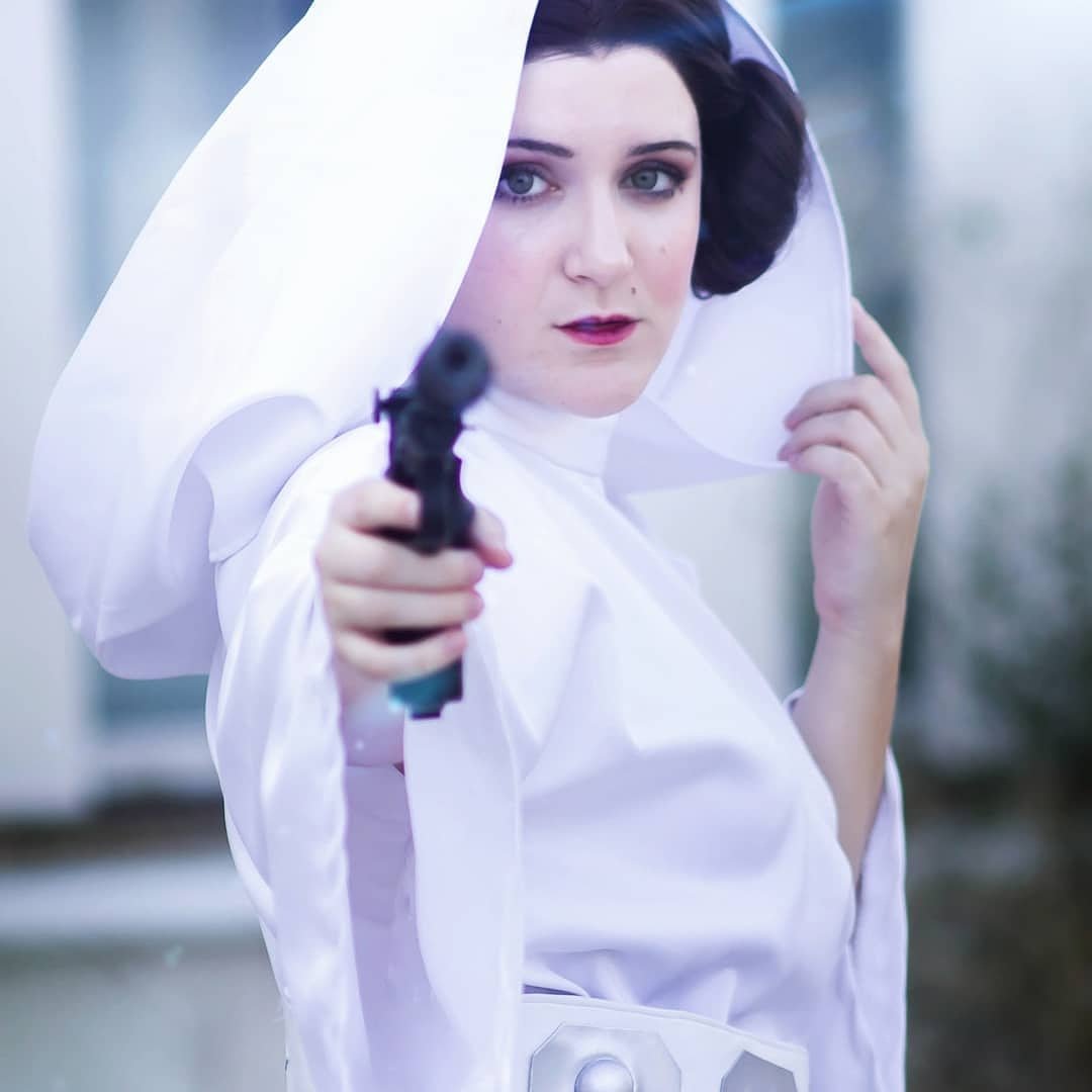 isonlycosplay's tweet photo. Leia by @luzbeldauvergne
Foto by @dakravenphoto
#StarWars #PrincessLeia #leiaorgana #princessleiacosplay #starwarscosplay
#isonlycosplay #cosplaylife #cosplay #luzbeldauvergne #geek #cosplaygirl #spanishcosplay #cosplayersofig #cosplayphoto #internationalcosplayday https://t.co/9QCofJzbtB