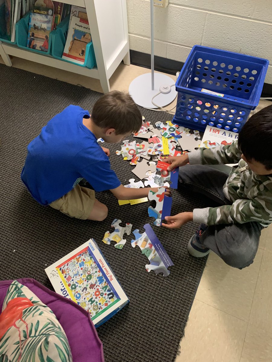 BragdonBulldogs's tweet photo. Working hard on our problem solving skills already! “I didn’t even notice you because I was problem solving so hard!” -M That’s what I love to hear!!
#ProblemSolvingWorkshop #wesolvesohard #secondgrade #BESbulldogs https://t.co/sWdaQ1RqaU