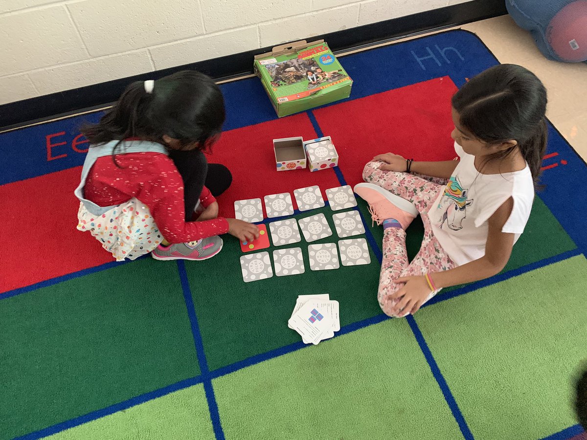 BragdonBulldogs's tweet photo. Working hard on our problem solving skills already! “I didn’t even notice you because I was problem solving so hard!” -M That’s what I love to hear!!
#ProblemSolvingWorkshop #wesolvesohard #secondgrade #BESbulldogs https://t.co/sWdaQ1RqaU