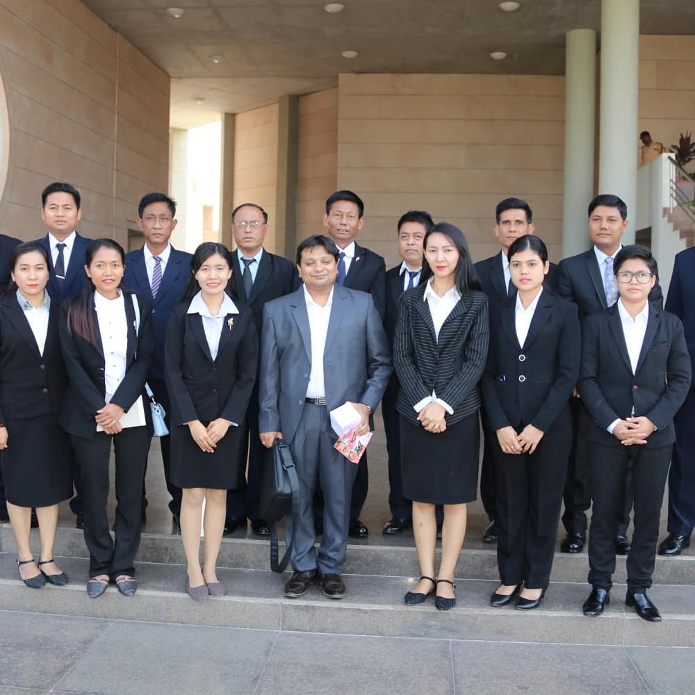 imsnehalvakilna's tweet photo. International Police department Training #Palestine #Myanmar #Bangladesh #Police by #cyberlawyer #snehalvakilna #gujarat #cybersafety #AI #CyberSecurity #SuratCityPolice #igp #DGP #gujaratpolice #Gujarat #India #internationalcybersecurity #DigitalIndia #DigitalEra #digievidence https://t.co/9pN5lzrsnK