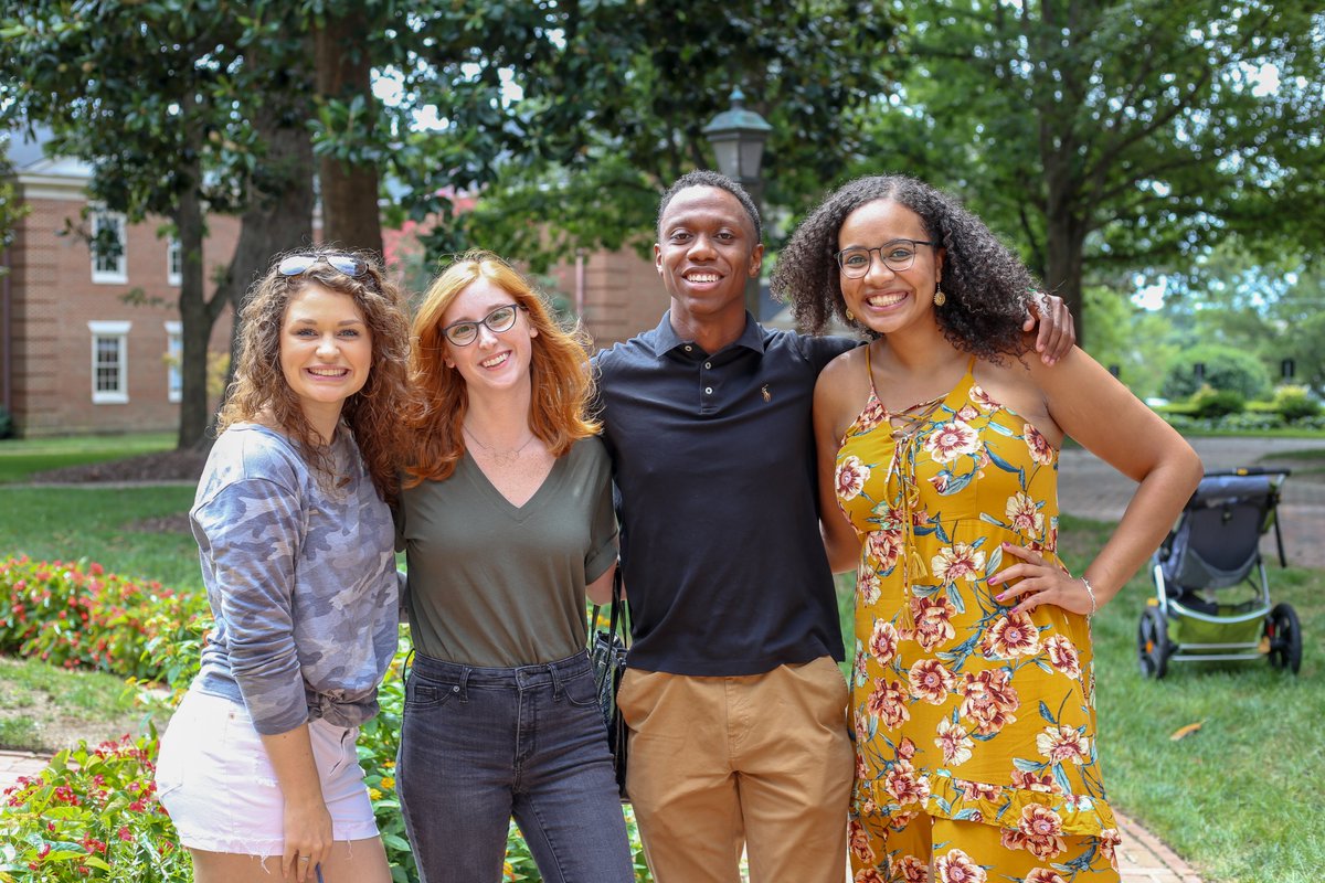 peacealumni's tweet photo. We had an absolute blast at our WPU Student & Alumni Ice Cream Social on Sunday! There is nothing sweeter than sharing our love for our alma mater with our next generation of Peace alumni. Thank you to all who came out! 💚🍦
#PeaceCollege #GoingtoWPU https://t.co/lVN4QkJHAE