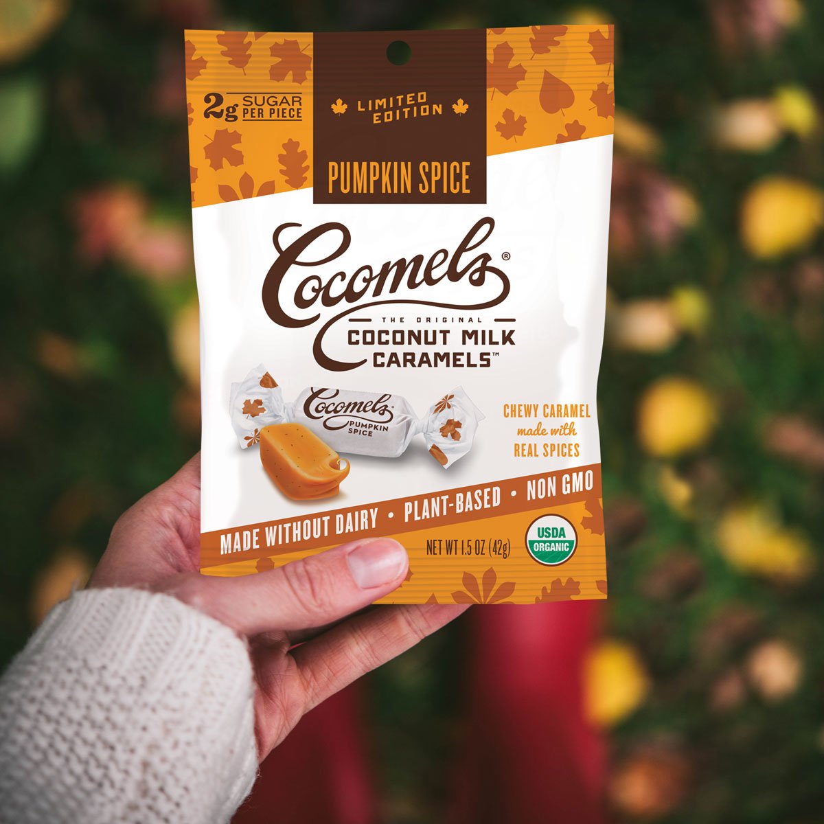 JJsCocomels's tweet photo. THIS JUST IN: Our Pumpkin Spice Cocomels are rated the #1 New Release in Caramel Candy on Amazon. How's that for a plant-based treat showing the world what's up? #PSL #Vegan #Dairyfree 
https://t.co/X4x1kZnzgM https://t.co/uHmXJSIJju