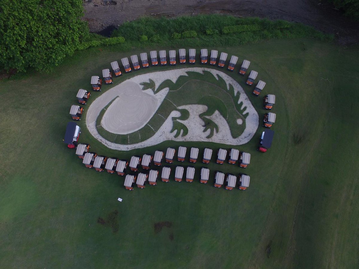 LSMarriottCR's tweet photo. Golf course alignment https://t.co/fyvkm8NPvZ https://t.co/esT3eEbayM