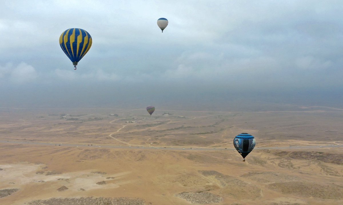 omanballoons's tweet photo. لكل رحلة عظيمة🎈، خطوة يملؤها الشغف والطموح🌟

#كرنفال_المناطيد 
#خريف_صلاله2019

@sabeenoman https://t.co/BLF9sN0nix