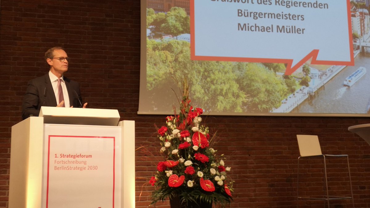 Freue mich auf einen ergiebigen Workshop zur #BerlinStrategie
2030, den Michael Müller gerade eröffnet. Mein Thema gleich: Wirtschaft vernetzen, Wissenschaft und Kreativität fördern. #zukunftschreiben