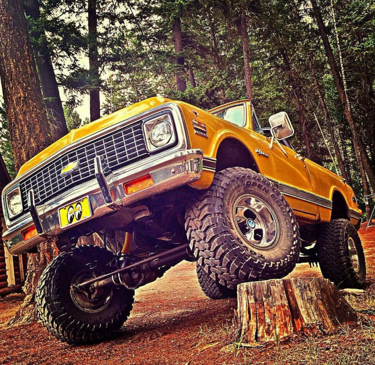 THROWBACKTRUCKS's tweet photo. #Chevy https://t.co/2osO80JPrl