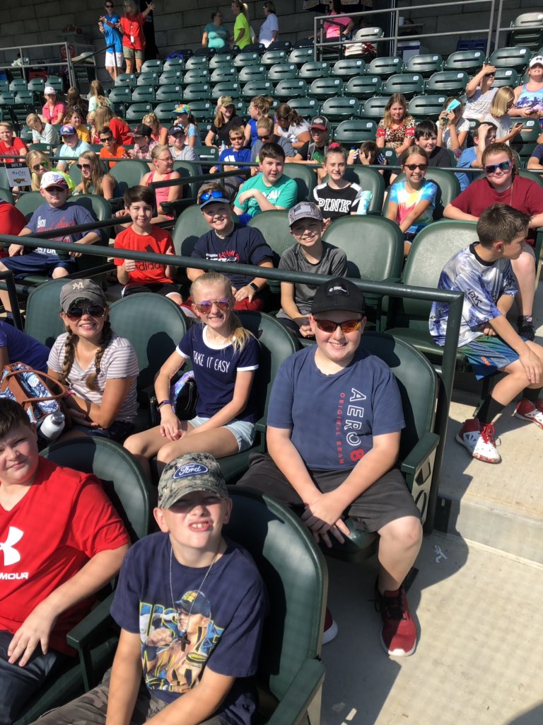 WrightWay2Teach's tweet photo. We have arrived at Calfee Park! #6thgrade #FCMS #WCPSsuccess https://t.co/RxIdamzcaM
