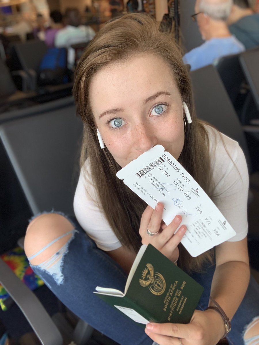 izelbezu's tweet photo. Dear New York City, 
Let me make it easier than saying goodbye: let me tell you HELLO in advance for the next time I get to see you.
These past 6 months was the most exciting and inspiring experience ever. Realizing that one of my biggest dreams came true...I just feel so blessed https://t.co/dvV9AMKh8q