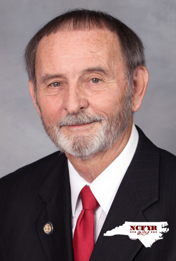 NCFYRUnited's tweet photo. Thank you again to Representative Larry Potts for endorsing our slate #NCFYRUnited! And thank you for all you do for the people of Davidson County. #ncpol #ncga #ncgop #NCFYR https://t.co/9YLkRnn5i5