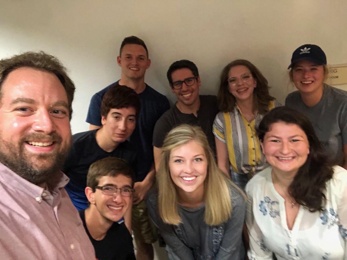 Rubenstein_Lab's tweet photo. First day of Fall 2019 semester, first lab meeting (and first #labselfie)! I'm excited for the fun and science in store for us in the coming term. #firstdayofschool #alreadyfreakingoutbecausefiveofthemwillgraduateinspring https://t.co/xKZoNE8ple