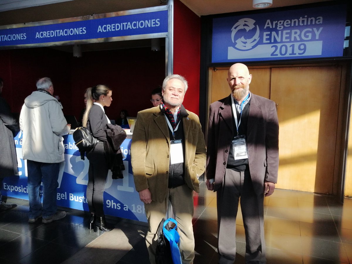 Un placer estar recibiendo al Director Nacional de SEGEMAR y al Director de la delegación de Mendoza en #ae2019 Julio Ríos Gómez y Mario Rojas