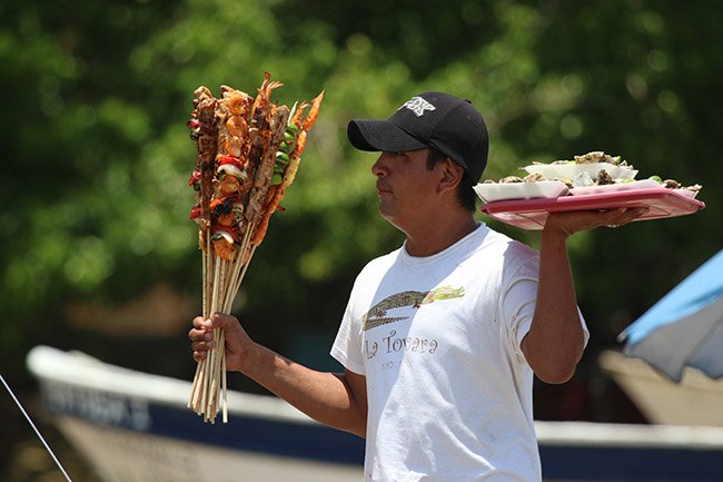 El Sayulero, the Sayulita newsletter is ready for your reading pleasure! The popular Sayulita sign has been reinstalled in the plaza, check out in house craft beers at YamBak Brewery, and the controversial condo in San Pancho is scheduled for demolition! ow.ly/FLIZ50vDbMO