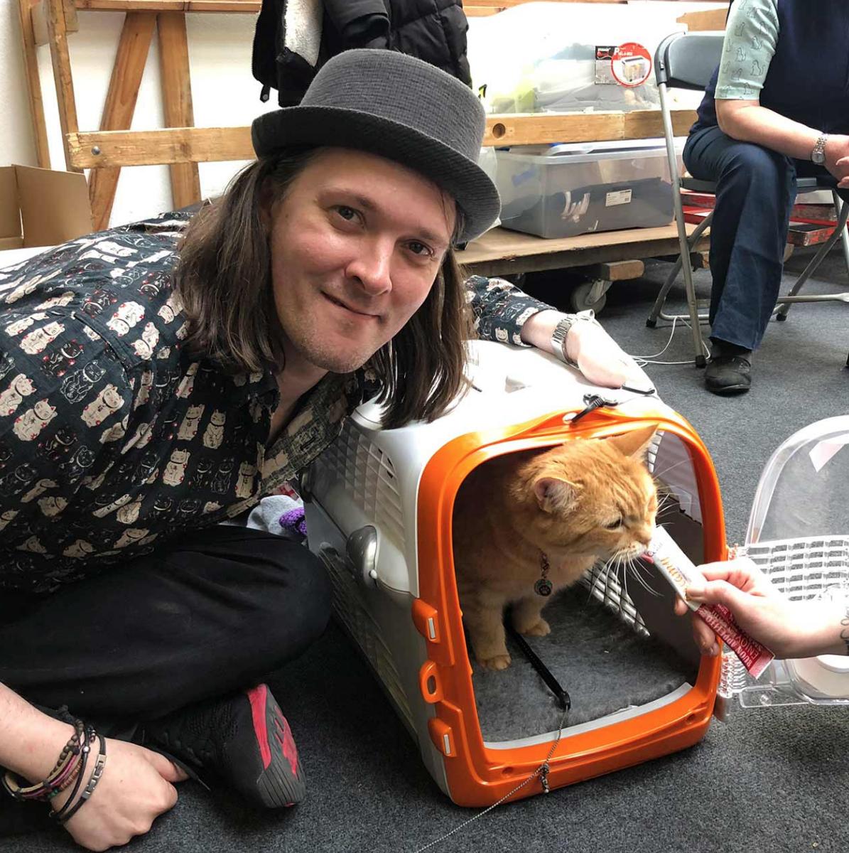 StreetCatBob's tweet photo. Leeds, here we come. James and Bob are heading to Yorkshire for a rare public appearance on the last weekend of the month. More details here: https://t.co/NBevfai47t https://t.co/NKpQgu5lKY