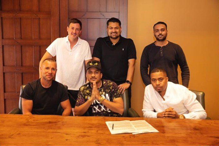 UMusicIndia's tweet photo. Representing the culture & community of hip-hop alongside the OG “Gully Boy” himself, @VivianDivine, one of India’s most compelling young stars & the first signee of Mass Appeal India.
@UMG @DevrajSanyal #BittenBender https://t.co/6939E73SfI