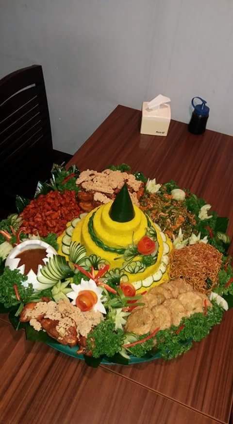 RoyNst2's tweet photo. Akhirnya ada juga yg buat kejutan walau orang nya tak menampakkan diri terimakasih sudah repot" buatkan ini..
Siapapun kamu semoga Rizki mu berlimpah dan semua ini jadi ibadah..
Semoga engkau membaca ini...
🙏🙏🙏🙏🙏 Yg mau merapat  mall taman anggrek https://t.co/FExKCOEOg2