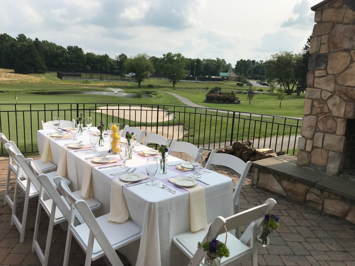 ccc1927's tweet image. Birthdays, anniversaries, family gatherings... we can do it all! Contact us today to learn about our comprehensive banquet packages so you can enjoy the casual elegance of our clubhouse for your event. #CountryClub #SpecialEvents #BirthdayParty #AnniversaryParty #PrivateEvent
