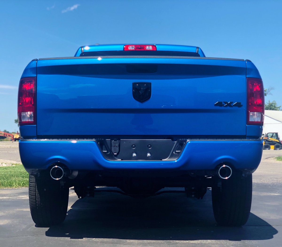 slingerlandcars's tweet photo. #TailgateTuesday #RAM #Ram1500 #QuadCab #Classic #Express #4x4 #Hemi #HydroBlue
πππππππππππ https://t.co/pSQoowe6H7