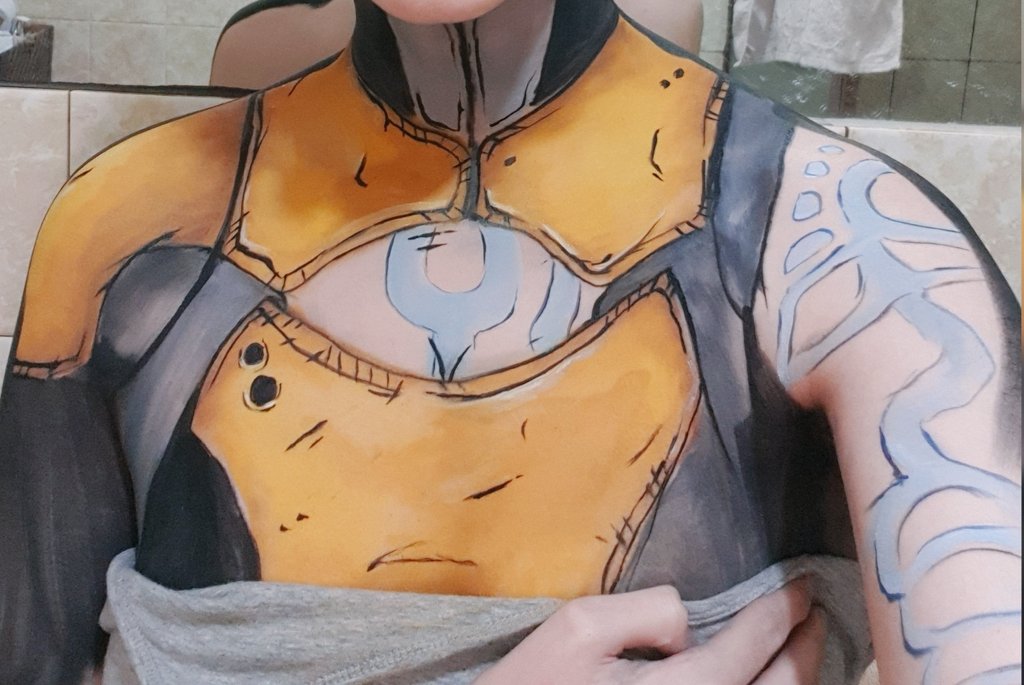 Mxthball's tweet photo. Borderlands Maya body paint (close ups) 🎨🎨 @mehronmakeup @NyxCosmetics https://t.co/1189X0sOTr
