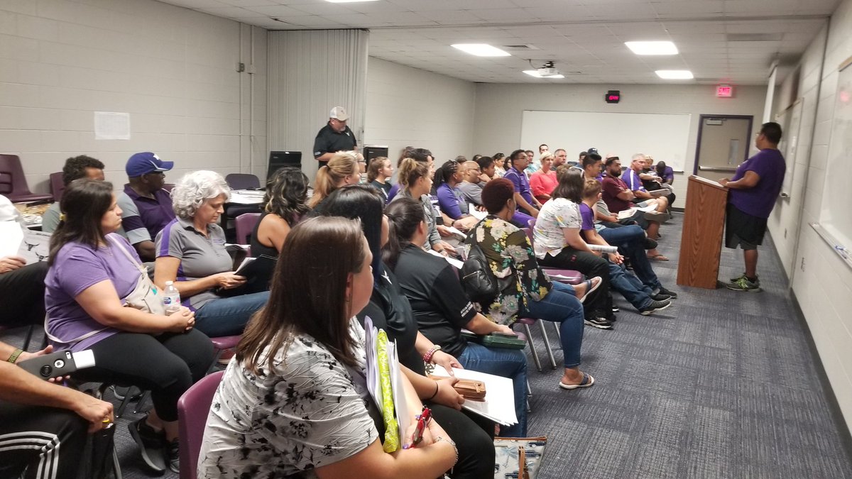 Packed house of Mavericks at the MRHS Athletic Booster Club meeting eager to make 2019-2020 school-spirit-filled for our student athletes! <a href="/MRHSMavericks/">Morton Ranch HS</a> <a href="/MRHS_ABC/">MRHS ABC</a>
