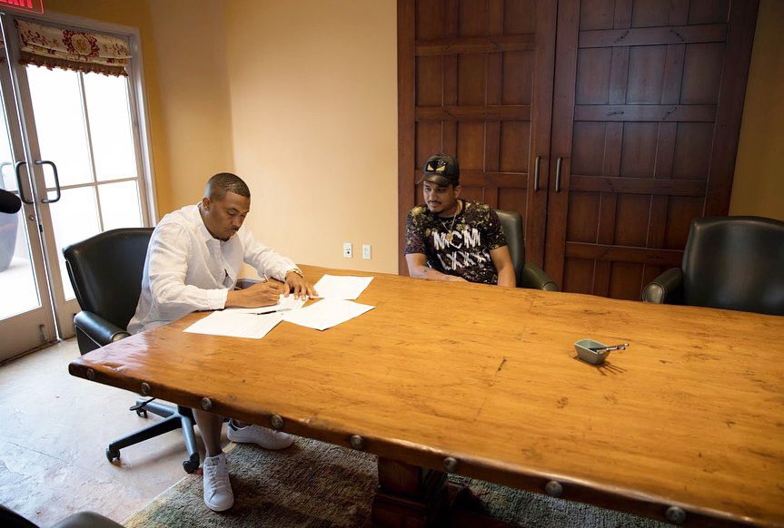 VivianDivine's tweet photo. Yeh zindagi!! @Nas @MassAppeal @MassAppealRecs https://t.co/NNDC6wT4p8