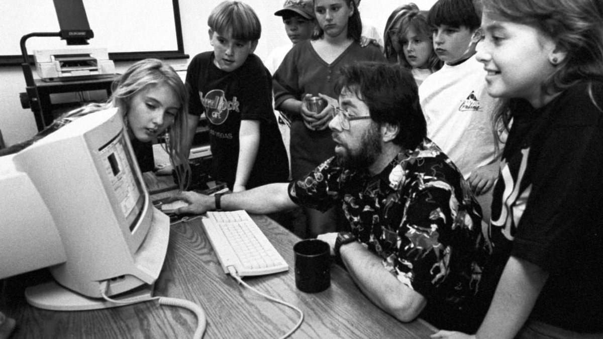 InnoSurvey's tweet image. 72% of companies have no formalized process to review and evaluate their employees’ ideas, from a study by Accenture. Implementing a structured evaluation process helps you find and promote only the very best ideas.
buff.ly/2Z5vXP3