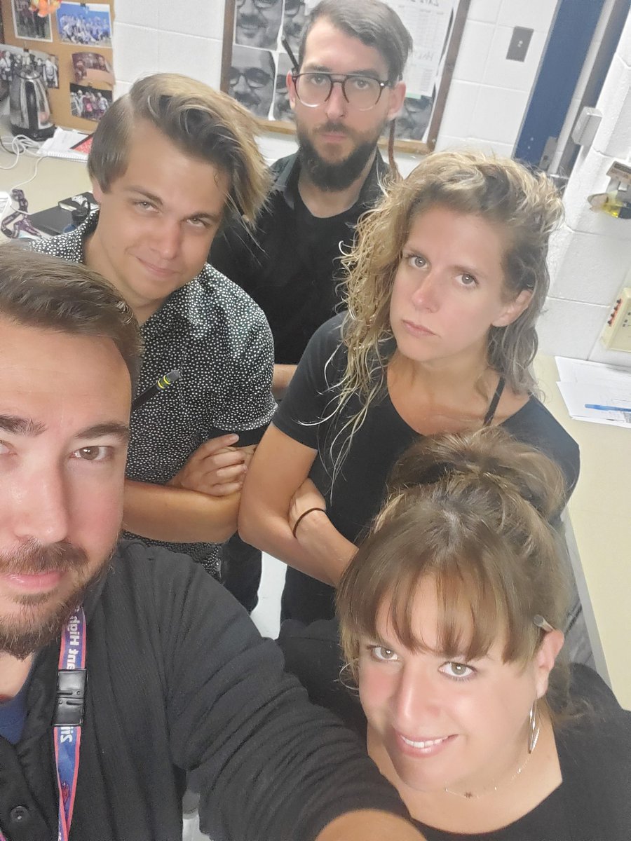 Happy bday to this gray scale loving dude <a href="/JennerArtDept/">Luke Jenner</a>. Wearing all black in his honor today.