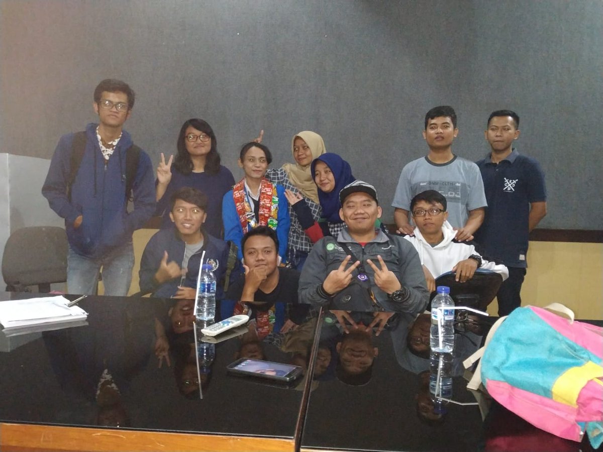 SIASATU15's tweet photo. congratss neby mery ... hehee https://t.co/c5wg1M0tY4