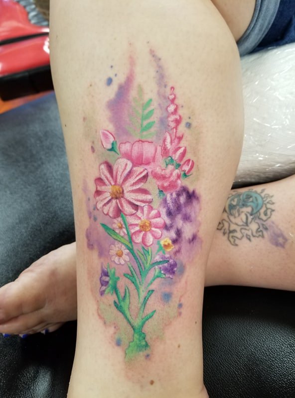 archangel_knox's tweet photo. We're in LOVE with this beautiful floral piece by Lonnie Scoggins!

For more information about how to schedule your free consultation, give us a call at 865-951-0675 today https://t.co/c2YlpFCOdO