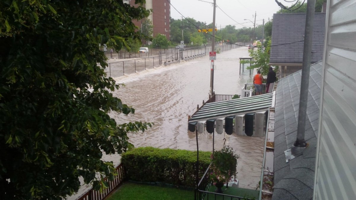 The ‘office of last resort’ is reviewing the city's handling of flood damage claims, but residents along notorious Black Creek are not optimistic about the ombudsman's investigation. bit.ly/2KKrAjp

Via <a href="/MeganDeLaire/">MeganDeLaire</a> / <a href="/torontodotcom/">toronto.com</a> 
<a href="/AllianceBlack/">Black Creek Alliance</a>