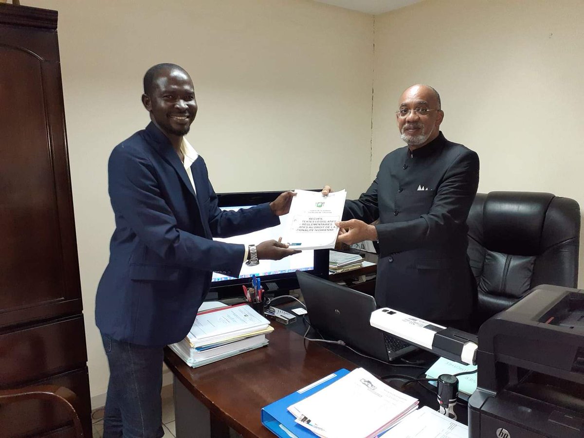 RCojelpaid's tweet photo. @OSIWA1 @RCojelpaid #CADEC
#Mission en Côte d'ivoire
Rencontre d'échanges avec le Conseiller technique et Point focal Apatridie M. Paul KOREKI du ministère de la justice et des droits de l'homme, ce fut de véritables cours magistraux sur les états civils dans les pays de l'AOF https://t.co/1193nXe0RJ