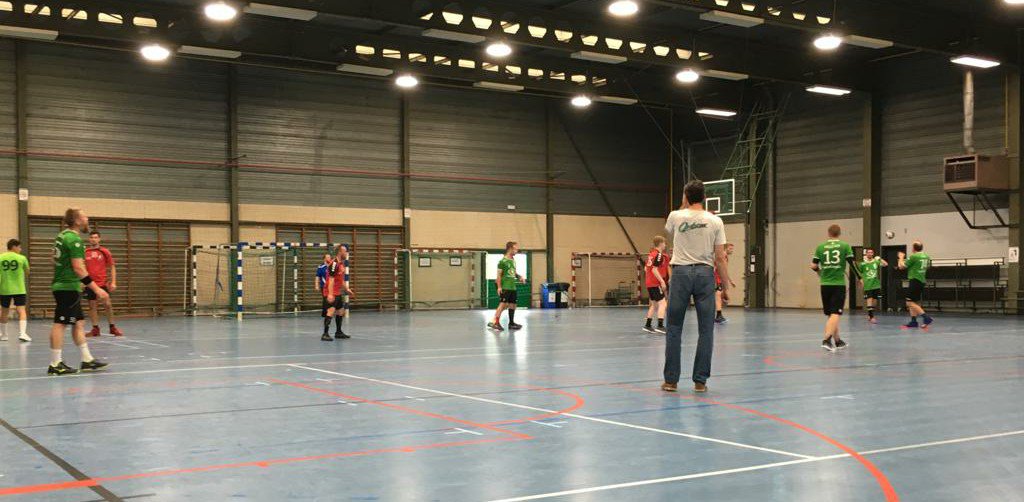WaterlooHandbal's tweet photo. Nos Lions recevaient l'équipe de Uilenspiegel pour effectuer leur premier match de préparation.
#WaterlooAmbiorixSportsHandball #HandballWaterloo #WaterlooHandbal #UilenspiegelHandbalWilrijk #MatchDePreparation https://t.co/CLRoncqE4v