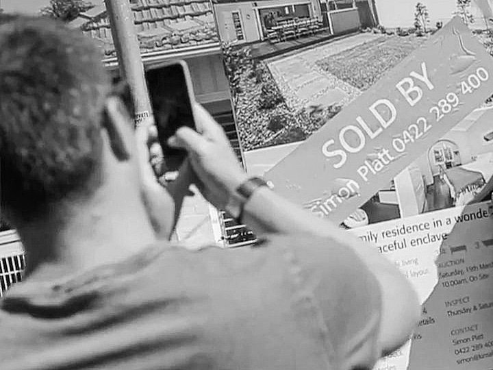 splatt1973's tweet photo. #SimonSays I Raving fans; the ultimate accolade.

#loyalclients #ravingfans #successisinyourhands #sold #forauction #satisfiedclients #trustedadvisor #thepropertygallery #industryveteran #simonplatt #realestate #realestateagent #easternsuburbs #lifestyleproperty #lifestyleagent https://t.co/zTg4hpoAtA
