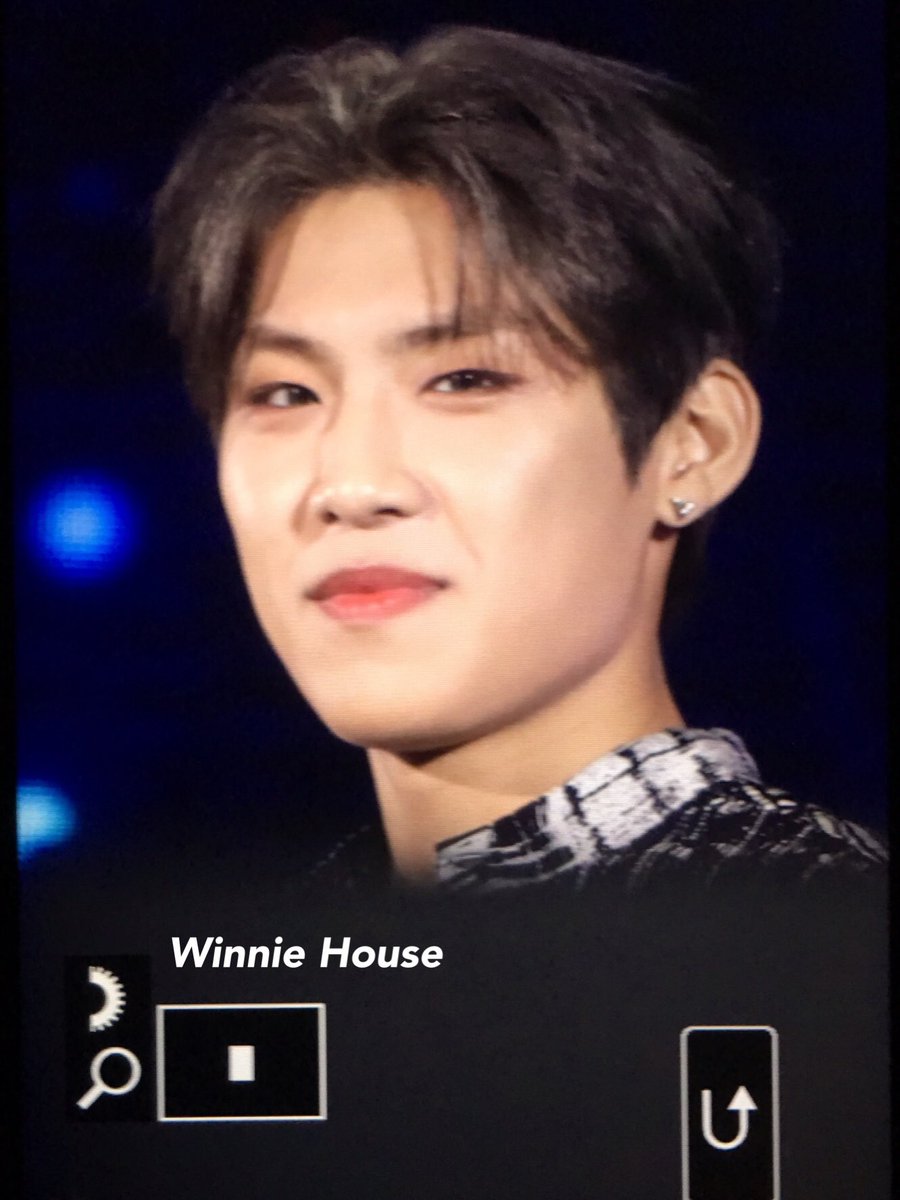 WinnieHouse's tweet photo. 190820 https://t.co/DtAdFCIXAj
#PARKWOOJIN #AB6IX #박우진 #에이비식스 https://t.co/zi18rmZmDt